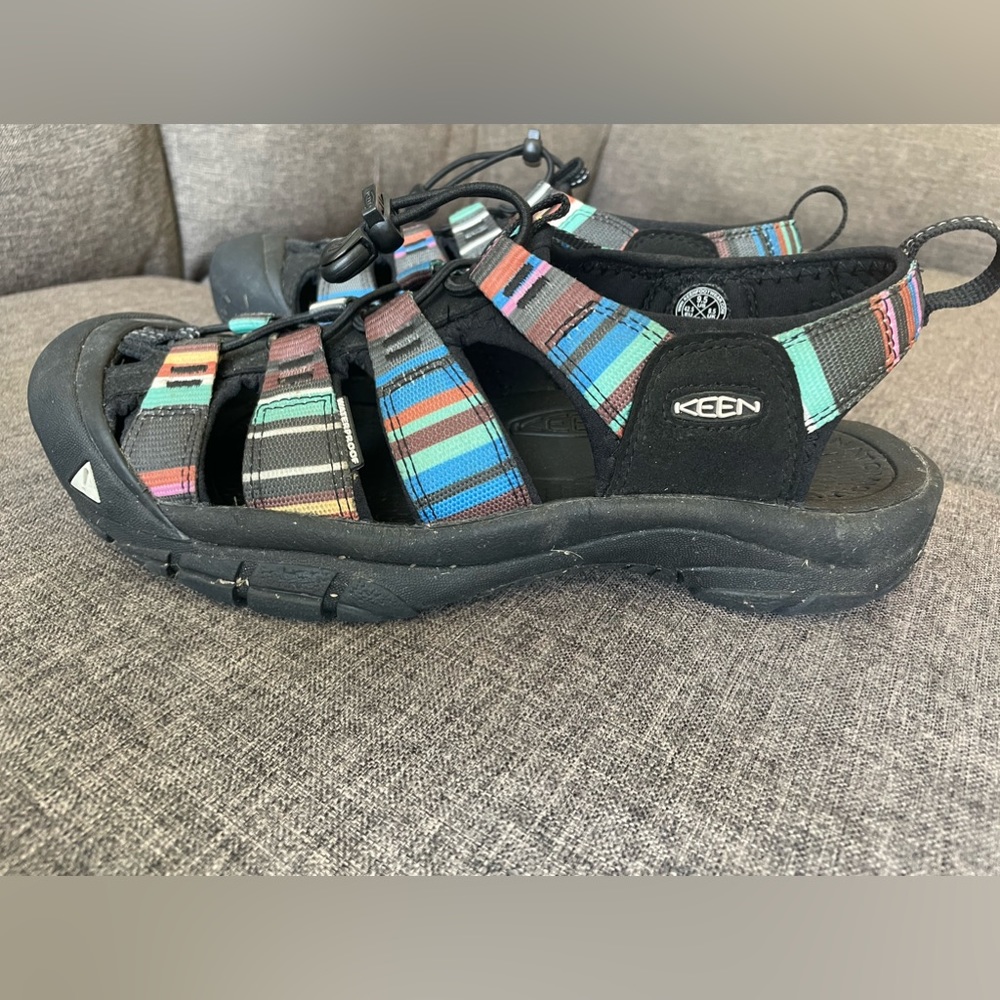 Men’s Newport Sandals (Multicolored)